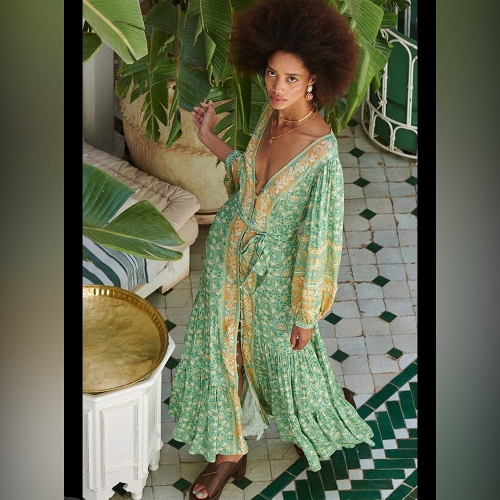 /traded/🦚 Spell: Madame Peacock Button Through Gown - Picture 15 of 16